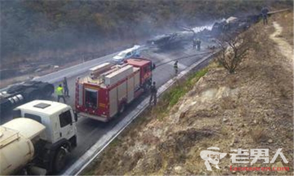 巴西死亡公路发生连环车祸 事故已致8死53伤