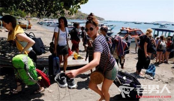 印尼龙目岛强震致98死236人受伤 1000名外国游客无恙