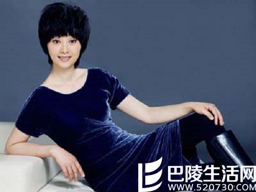 徐帆和陶虹照片媲美 导演夫人谁最美？