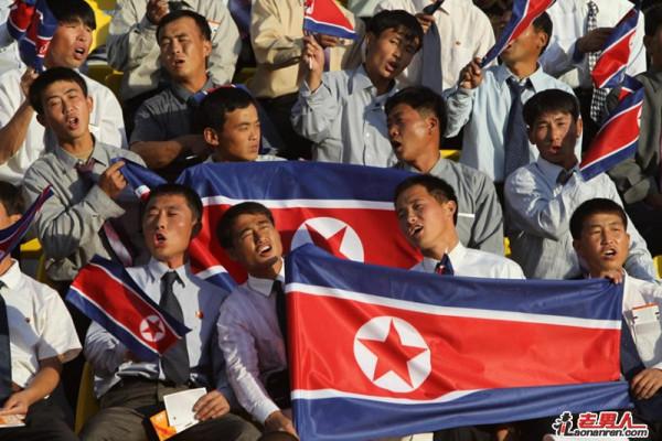 朝鲜男子啦啦队  清一色的纯爷们【高清图】