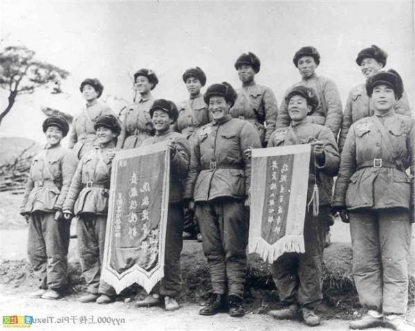 杨育才是哪个军的 奇袭白虎团的是哪一支部队?是谁亲夺南韩军第一团的虎头旗?