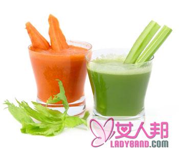 >【芹菜汁】芹菜汁的功效与作用_芹菜汁什么时候喝最好