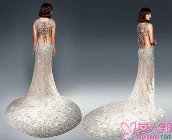 23万英镑天价水晶裙 15.2万颗炫目焦点