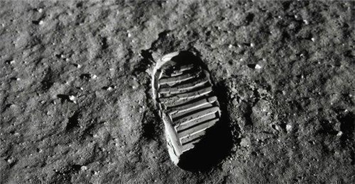 2028年四名宇航员将重返月球 并在月球停留7天