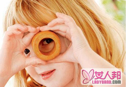 保护眼睛的秘密：多吃什么食物对眼睛好？