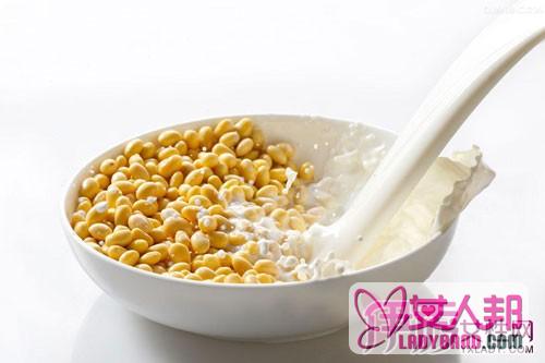 女性乳腺增生能喝豆浆吗 什么因素会导致乳腺增生