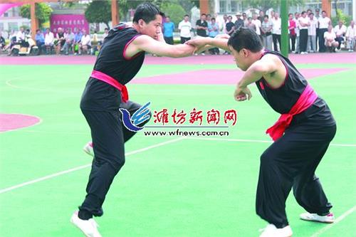 潍坊四通捶张克俭 潍坊首届四通捶武术锦标赛昨天在潍坊三中举行