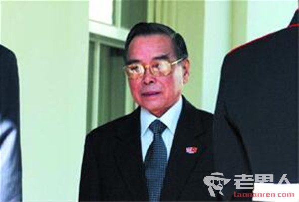 越南前总理潘文凯去世 市民难过哭成泪人