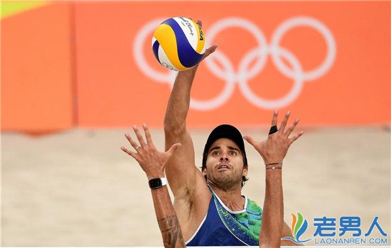 奥运男子沙滩排球决赛 巴西夺冠意大利亚军