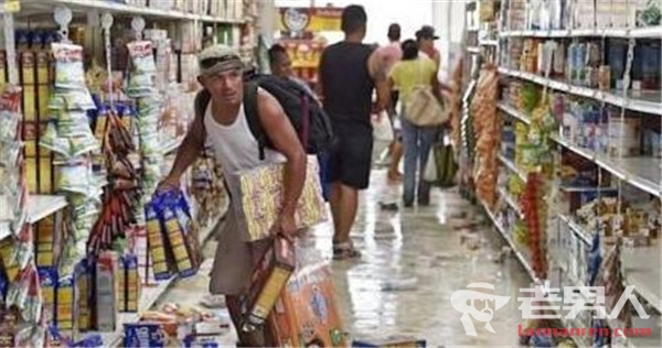阿根廷超市遭哄抢背后真相 目前已采取了紧急措施