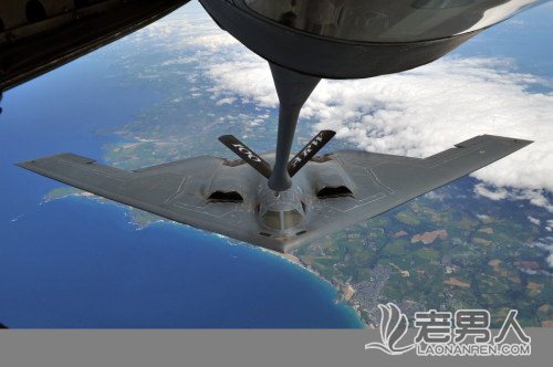 美媒：美军B2轰炸机在关岛执勤 威慑中国核力量