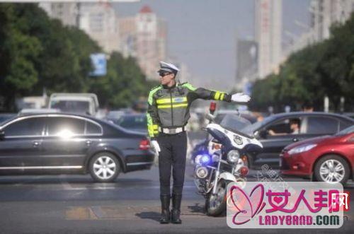 最帅交警成网红：济南潍坊郑州深圳哪里的交警最最帅？