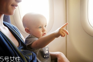 >婴儿坐飞机能带奶粉吗 注意事项