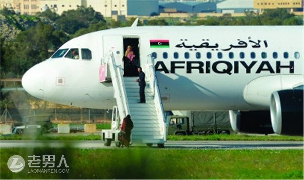 >载118人客机遭劫 劫机者要求利比亚成立新政党