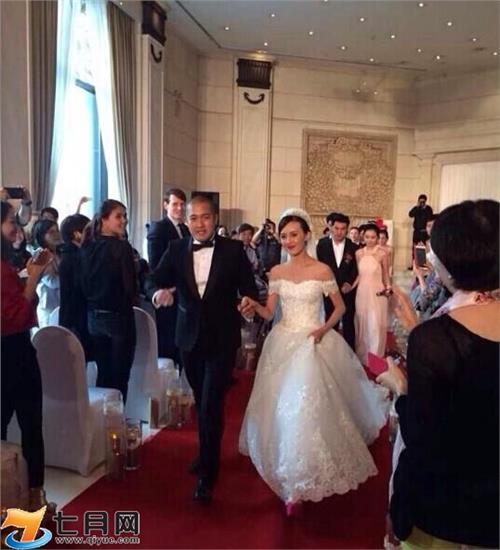 张墨锡年龄个人资料 吕丽萍儿子张博宇结婚现场照片