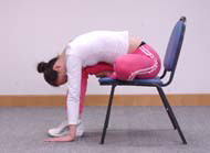 5式办公室瑜伽扭转脊柱护健康