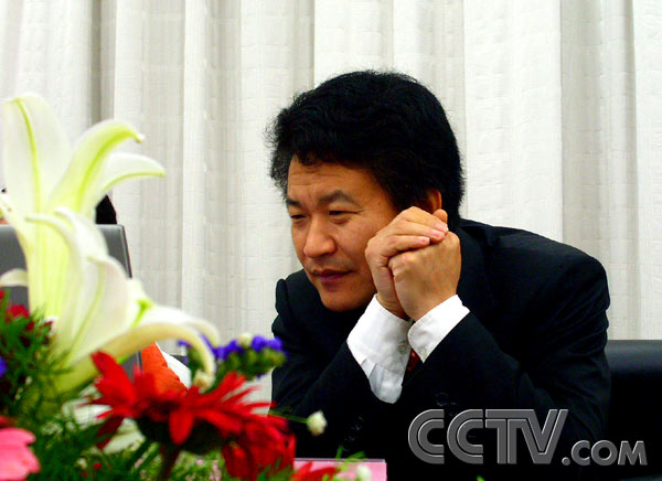 >顾平2004 2004CCTV中国经济年度人物候选人:高正