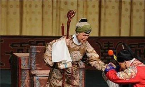 李维康和李胜素谁漂亮 京剧演员李胜素和李维康相比 谁的水平更高?