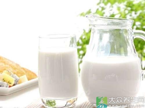糖尿病人能喝脱脂牛奶吗