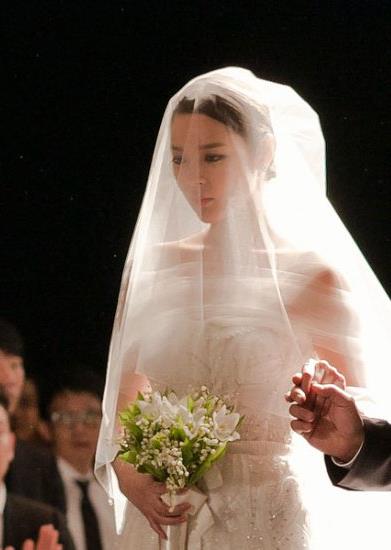 李笛结婚 朴诗妍结婚了吗 朴诗妍突然宣布11月结婚 朴诗妍老公结婚照