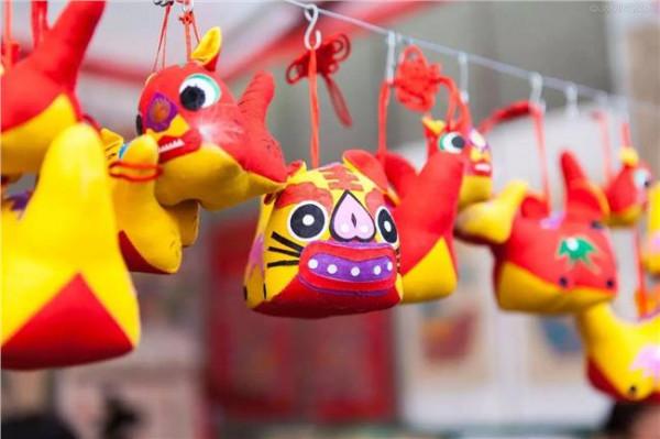 李亮节的歌 天津民俗为嘛要在大年初五这天剁小人?答案就在李亮节的这首歌里