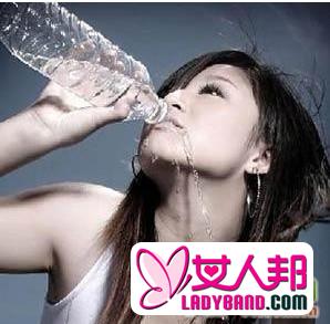 每天喝喝水就能减肥