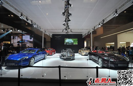 2012北京车展 中国富人“抢空”豪车馆