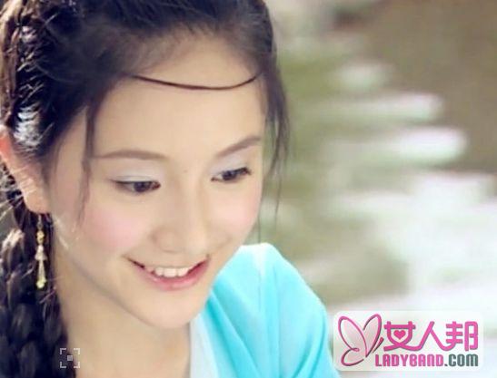 李倩她16岁出道养家 是目前为止黄轩唯一承认的女友