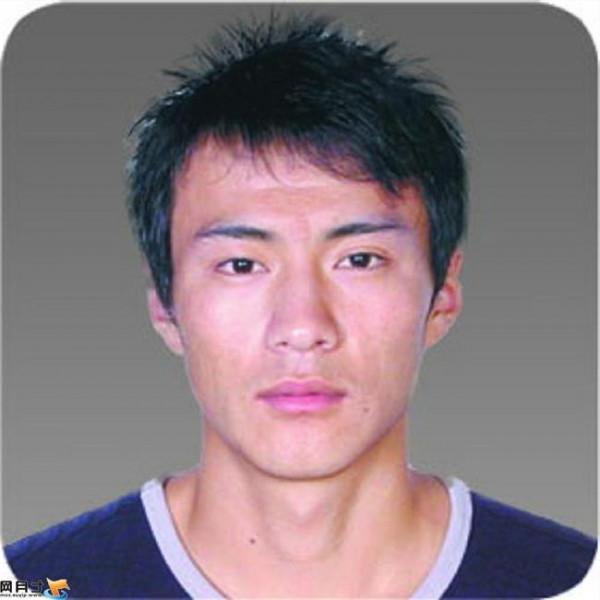 焦劉洋的軍銜 中組部:奧運冠軍焦劉洋是年齡最小的十八大代表