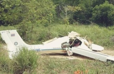 泰国一训练机坠毁 疑遭遇强风引擎出故障所致