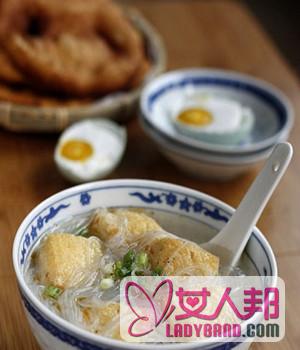 【油豆腐粉丝汤的做法】油豆腐粉丝汤怎么做好吃_油豆腐粉丝汤用什么锅煮