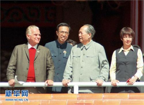 毛泽东托斯诺给尼克松捎话始末