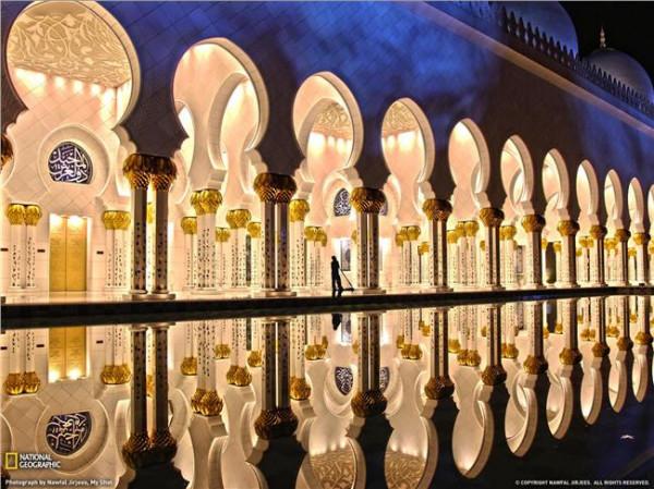>扎伊德大清真寺 谢赫扎伊德清真寺(Sheikh Zayed Mosque)