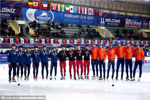 >范可新韩国 短滑新赛季首战范可新1000米摘铜 韩国强势夺两金