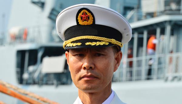 >海军政委胡彦林带走 中国人民解放军海军历届司令员政委