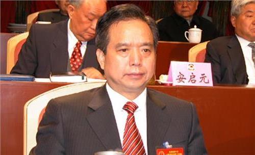李建国当选中共山东省委书记 姜大明刘伟为副书记
