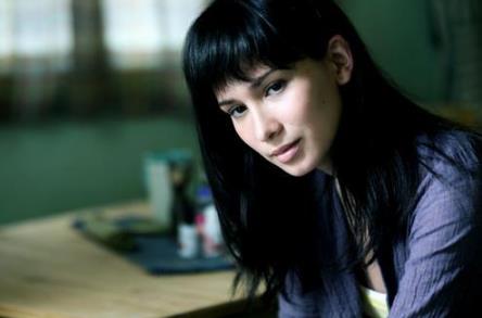 卢靖个人 《战狼2》香港女演员女主角是谁 卢靖姗个人背景资料介绍