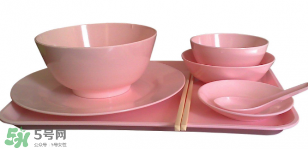 仿瓷碗和瓷碗的区别有哪些？仿瓷碗和瓷碗的不同
