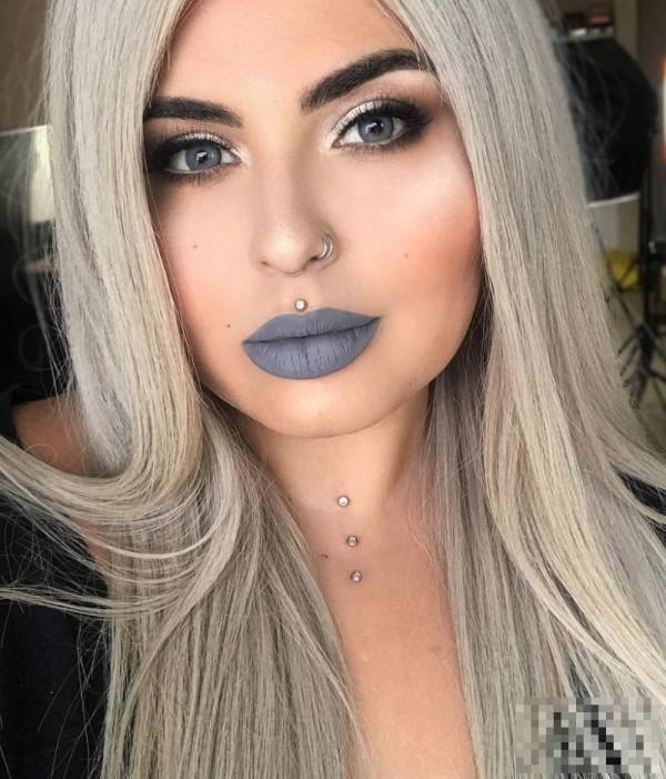 Instagram著名化妆师为CoverGirl打造了最一款神奇唇彩