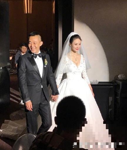 50岁侯勇迎第三春！与刚满20岁新娘低调结婚 侯勇婚史盘点