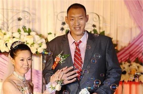 中国夫妻成世界最高夫妻:4 2m 孙明明身高比姚明还高
