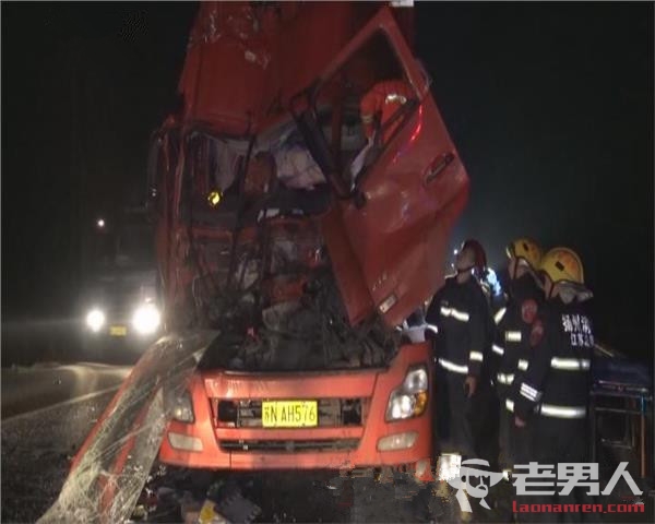 扬州两车凌晨发生追尾 司机疲劳驾驶致1死1伤