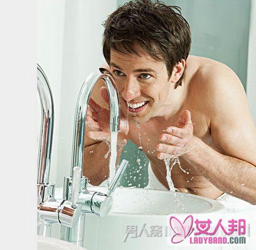男士洗面奶使用方法 收获更好护肤效果