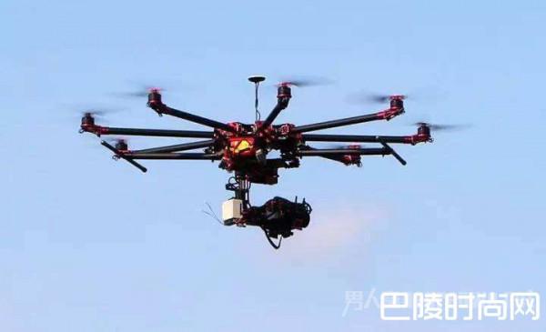 无人机闯大祸了！ 杭州无人机旋翼割游客左眼球