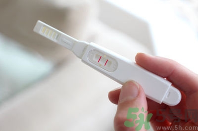 受孕成功后有什么症状？早孕试纸一深一浅是怀孕了吗？
