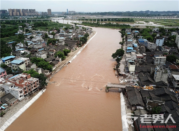 四川乐山暴雨致7县51个乡镇受灾 损失超过6000万元