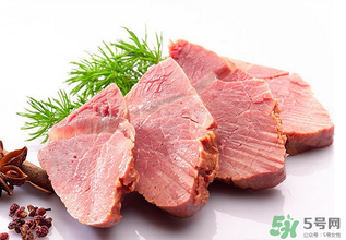 吃完牛肉可以喝牛奶吗？牛肉和牛奶可以一起吃吗？