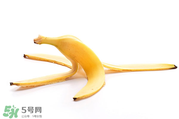 >香蕉皮的功效与作用 香蕉皮的妙用