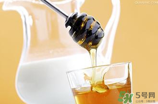 蜂蜜面膜怎么做最补水?蜂蜜补水面膜的做法