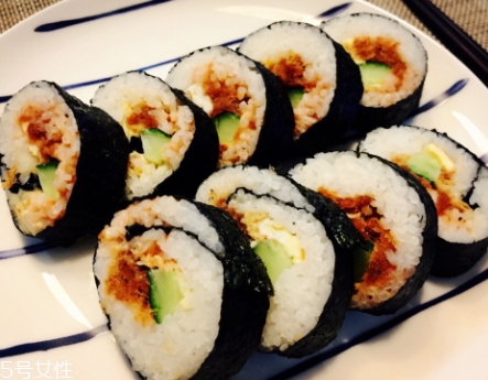 日本寿司的简易做法 在家就可以做的寿司便当